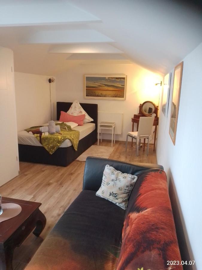 Am Bahnhof Apartment Werneuchen Luaran gambar