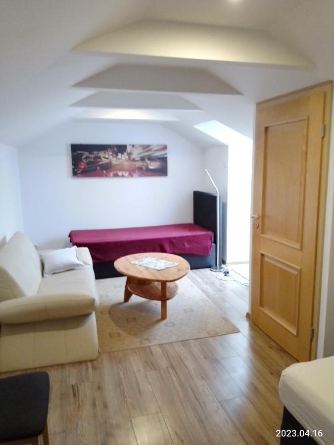 Am Bahnhof Apartment Werneuchen Luaran gambar