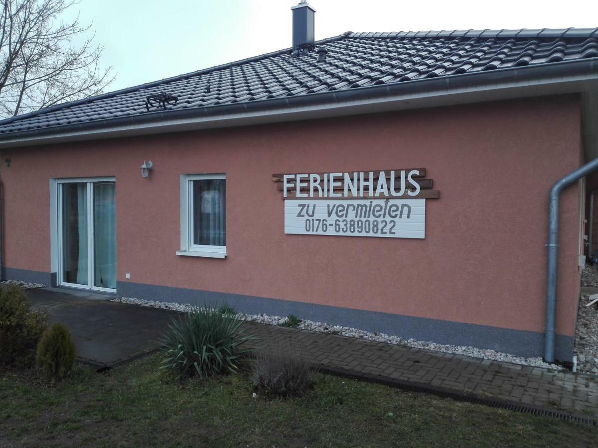 Am Bahnhof Apartment Werneuchen Luaran gambar